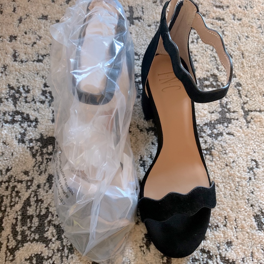 I.N.C Hardin black swede heels